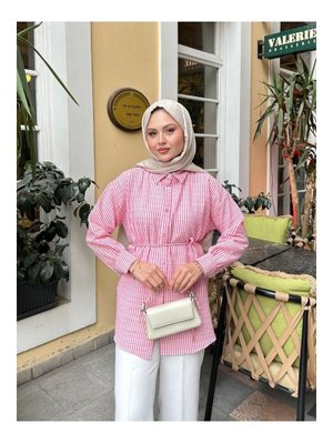 Pembe Çizgili Bel Bağlamalı Gömlek Pembe Çizgili Bel Bağlamalı Gömlek