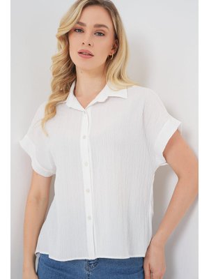 Beyaz Çizgili Kısa Kol Gömlek Beyaz Çizgili Kısa Kol Gömlek