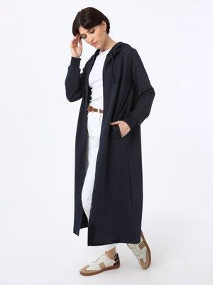 Lacivert Fermuarlı Kapüşonlu Uzun Spor Kap Lacivert Fermuarlı Kapüşonlu Uzun Spor Kap