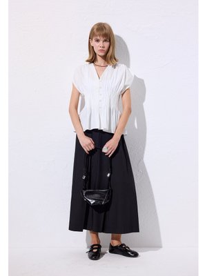 Siyah Geniş Pileli Pantolon Siyah Geniş Pileli Pantolon