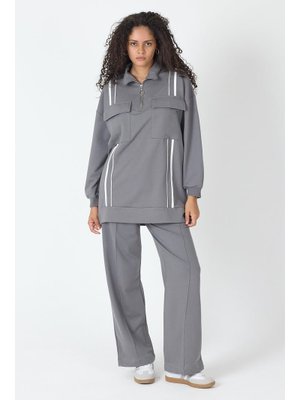 Füme Etek Yırtmaçlı Fermuar Kapamalı Cep Detaylı Sweatshirt Ve Bol Paça Nervürlü Pantolon Pamuklu Örme Alt Üst Takım Füme Etek Yırtmaçlı Fermuar Kapamalı Cep Detaylı Sweatshirt Ve Bol Paça Nervürlü Pantolon Pamuklu Örme Alt Üst Takım