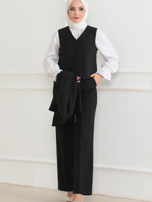 Siyah Yelekli Üçlü Takım