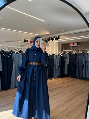 Lacivert Önden Full Düğmeli İnce Kemerli Denim Kot Pardesü Lacivert Önden Full Düğmeli İnce Kemerli Denim Kot Pardesü