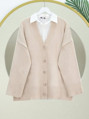 Bej Düğmeli Oversize Triko Hırka