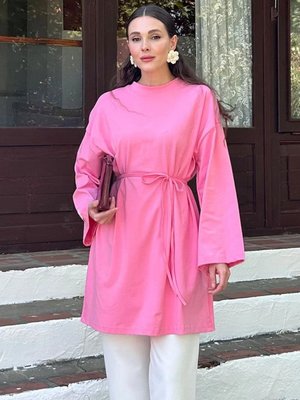 Pembe Tunik