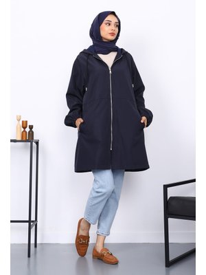 Lacivert Kapüşonlu Arkası Nakışlı Trençkot Lacivert Kapüşonlu Arkası Nakışlı Trençkot