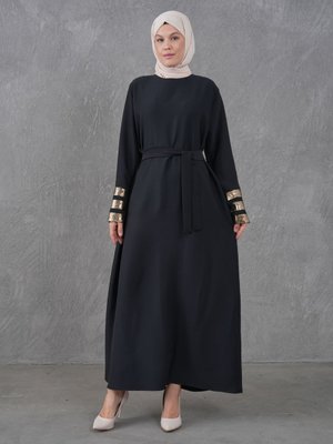 Siyah Melanjlı Kumaş Manşet Payet Garnili Elbise Siyah Melanjlı Kumaş Manşet Payet Garnili Elbise