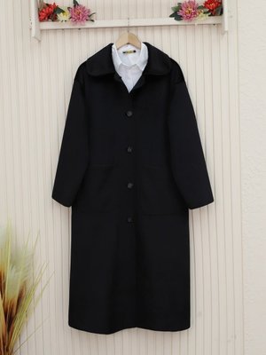 Siyah Boydan Düğmeli Cepli Kaban