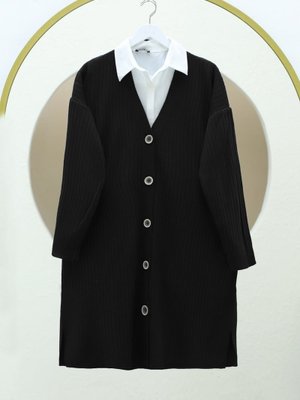 Siyah Düğmeli Araboy Triko Hırka