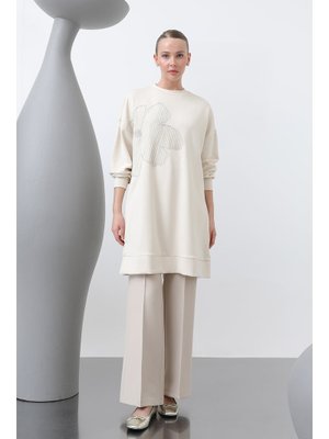 10627tnk Önü İşlemeli Garni Detaylı Tunik