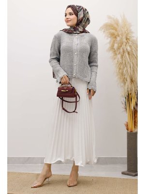 Gri Nakışlı Delikli Triko Hırka