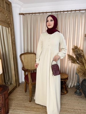 Bej Yarım Pat Düğmeli Örme Elbise Bej Yarım Pat Düğmeli Örme Elbise