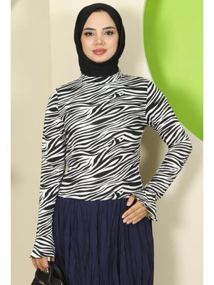 Beyaz Zebra Desen Manşeti Volanlı Body Beyaz Zebra Desen Manşeti Volanlı Body