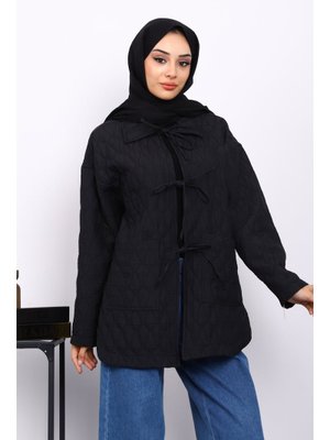 Siyah Yakalı Çift Cepli Kapitone Ceket Siyah Yakalı Çift Cepli Kapitone Ceket