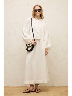 Ekru Keten Bağcık Detaylı Bluz