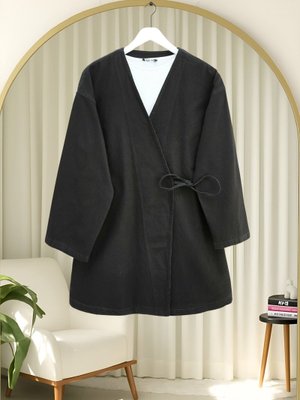 Siyah Yandan Bağlamalı Kot Kimono