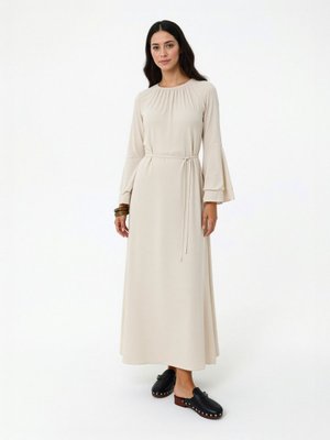 Bej Elbise