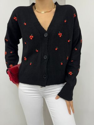 Siyah Serpme Çiçek Nakışlı Triko Hırka