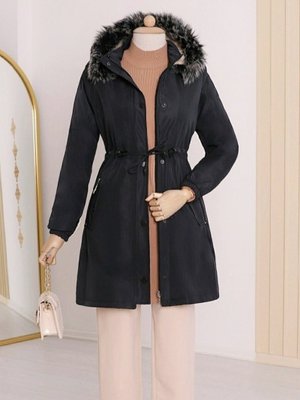 Siyah Çıkma Kapüşonlu Kolu Lastikli Cepli Kısa Kaban