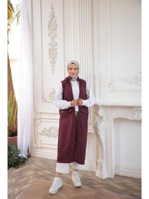 Bordo Kapüşonlu Fermuarlı Kolsuz Önden Cepli Kapitone Uzun Yelek 46)