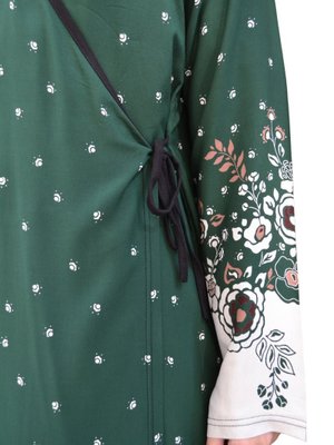 Beden Noktalı Çiçek Desen Kruvaze Namaz Elbisesi – Viskon, Yandan Bağlamalı, Rahat Kalıp