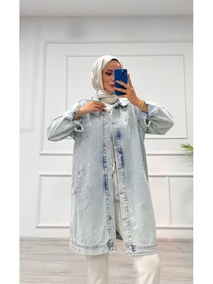 Açık Mavi Kot Taş Detaylı Cepli Uzun Ceket Denim Açık Mavi Kot Taş Detaylı Cepli Uzun Ceket Denim