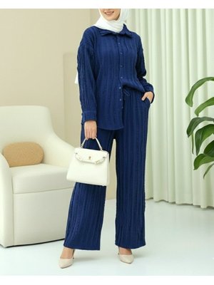 Laci Dokulu Düğmeli Dikey Şeritli Pantolon Gömlek Takım