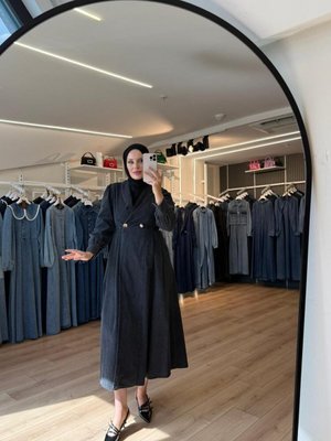 Siyah Kruvaze Yaka Çift Düğmeli Denim Kot Kap Pardesü Siyah Kruvaze Yaka Çift Düğmeli Denim Kot Kap Pardesü