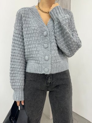 Gri Kabartma Örgülü Düğmeli Triko Hırka