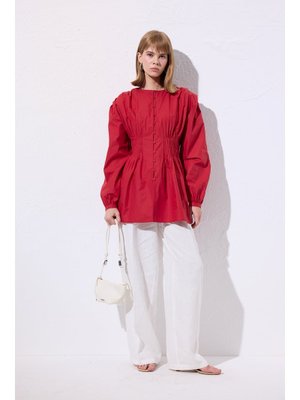 Kırmızı Beli Pile Detaylı Uzun Kol Bluz