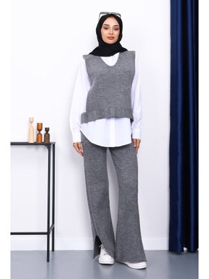 Füme Gömlekli Üçlü Triko Takım Füme Gömlekli Üçlü Triko Takım