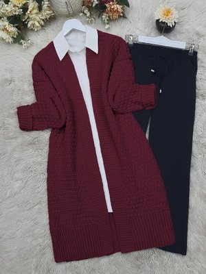 Bordo Kabartma Desen Triko Hırka Bordo Kabartma Desen Triko Hırka