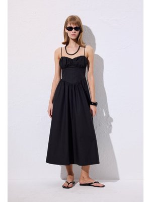 Siyah Büzgülü Korsajlı Elbise Siyah Büzgülü Korsajlı Elbise