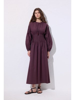 Mürdüm Beli Pile Detaylı Elbise Mürdüm Beli Pile Detaylı Elbise