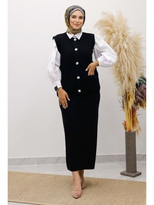 Siyah Düğmeli Triko Süveter