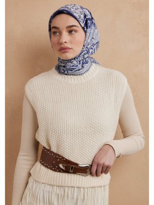 Lacivert Lena Desen Pamuk İpek Eşarp Lacivert Lena Desen Pamuk İpek Eşarp
