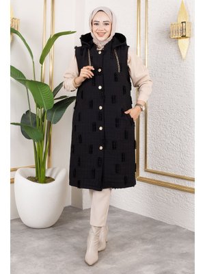 Siyah Tüy Detaylı Kapitone Yelek