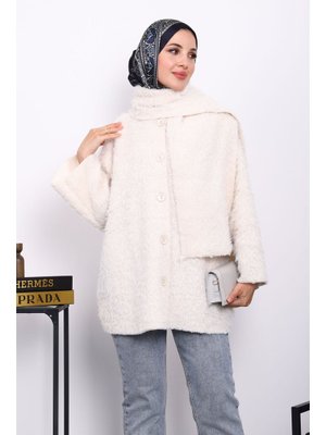 Krem Atkılı Detaylı Düğmeli Angora Ceket Krem Atkılı Detaylı Düğmeli Angora Ceket