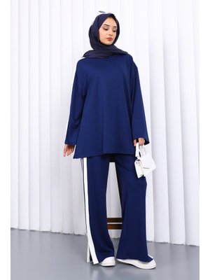 Lacivert Renk Bloklu Tunik Pantolonlu Takım