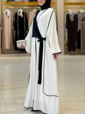 Önden Bağlama Detaylı Medine İpeği Abaya Önden Bağlama Detaylı Medine İpeği Abaya