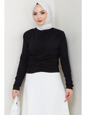 Siyah Balıkçı Yaka Büzgü Detaylı Body Siyah Balıkçı Yaka Büzgü Detaylı Body