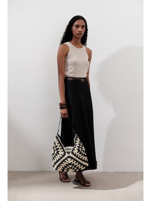 Siyah Keten Dikiş Detaylı Etek Siyah Keten Dikiş Detaylı Etek