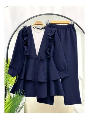 Lacivert Nilüfer Fırfırlı Klasik İkili Takım Lacivert Nilüfer Fırfırlı Klasik İkili Takım