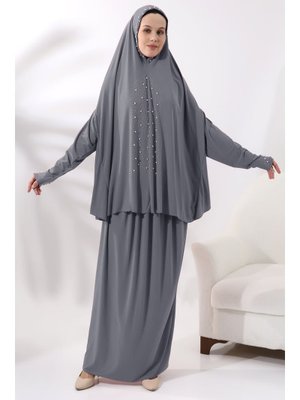 Gri İki Parça İnci Taşlı Alt Üst Pratik Namaz Elbisesi Gri İki Parça İnci Taşlı Alt Üst Pratik Namaz Elbisesi