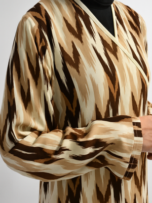 Beden Zigzag Desenli Kruvaze Namaz Elbisesi – Viskon, Yandan Bağlamalı Beden Zigzag Desenli Kruvaze Namaz Elbisesi – Viskon, Yandan Bağlamalı