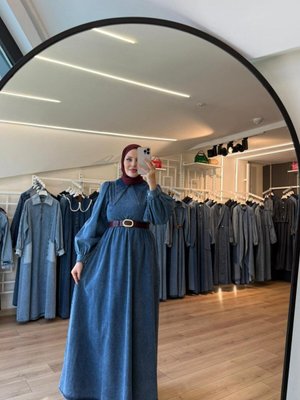 Mavi Sivri Yaka Balon Kollu Tessettür Denim Kot Pardesü Mavi Sivri Yaka Balon Kollu Tessettür Denim Kot Pardesü