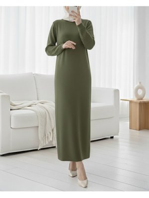 Haki Kolu Lastikli Ponpon Detaylı Triko Elbise