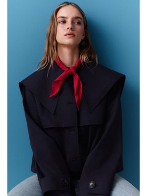 Lacivert Geniş Yaka Gabardin Ceket Lacivert Geniş Yaka Gabardin Ceket