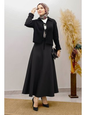 Siyah Bağcıklı Triko Hırka