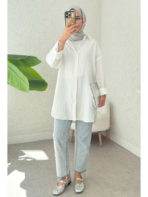 Beyaz Düğmeli Gömlek